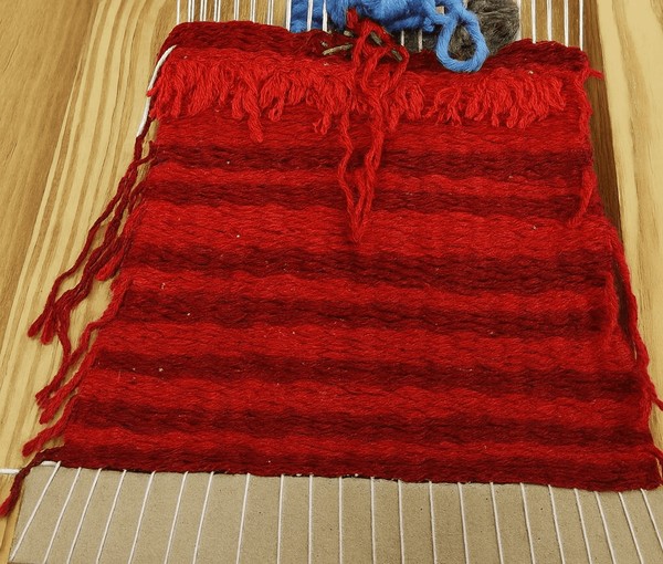 Мастер-класс «Красный простой коврик»