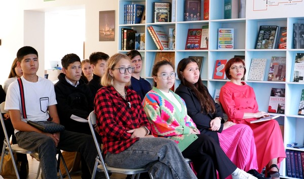 Познавательный час «Хранитель русского