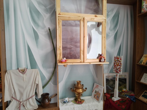 Интерактивная экскурсия «Русская изба. От печки до лавочки»