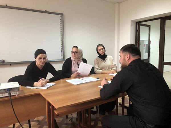 Беседа «Роль родителей в воспитании и развитии ребенка»