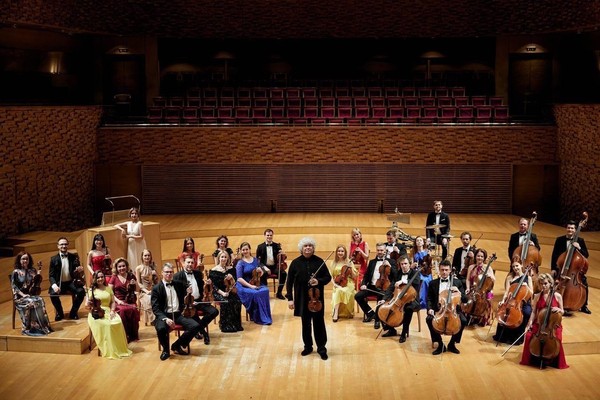 Новогодний концерт Страдивари-ансамбля