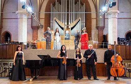 Новый год в хорошей компании