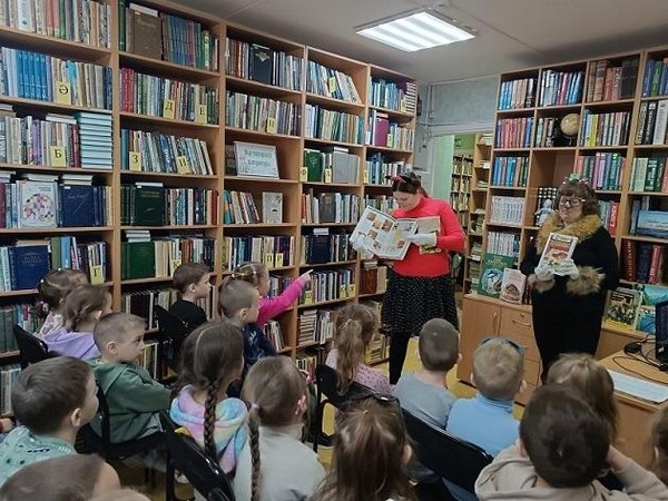 Фольклорный час «Волшебный мир: жизнь народной игрушки»