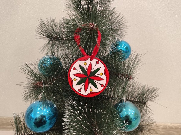 Мастер-класс «Елочный шар в пермогорской росписи»