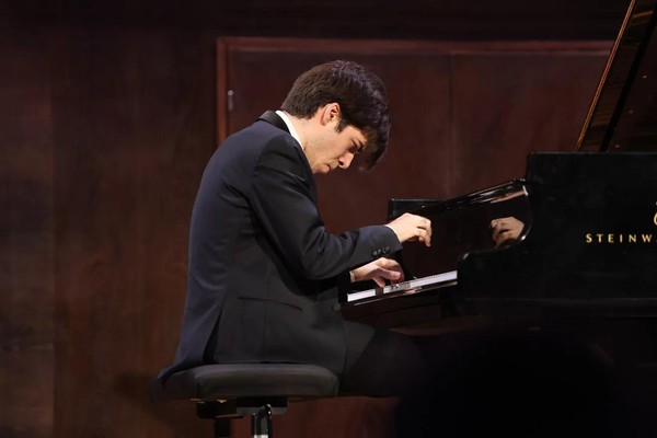 Концерт Р. Бурчуладзе и В. Скоморохова