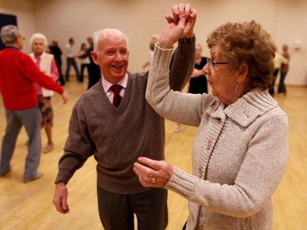 Танцевальное занятие «Ритмы долголетия»