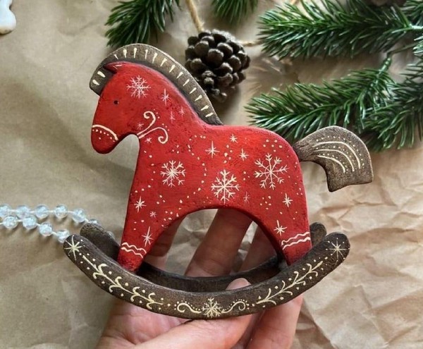 Мастер-класс «Новогодняя игрушка «Лошадка»