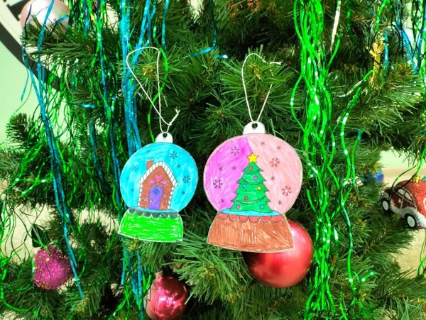 Тематическая беседа с мастер-классом «История новогодней игрушки»