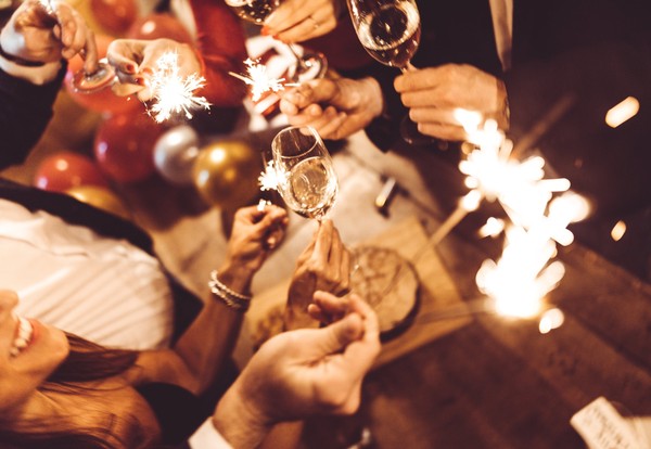 Фейерверк! Новогодний вечер для маленьких и больших компаний