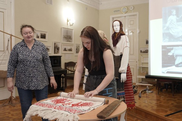 Музейный урок «От колыбели до венца», 2 часть