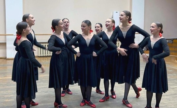 Занятие «Использование частушки в танцевальных этюдах на основе региональных особенностей России»