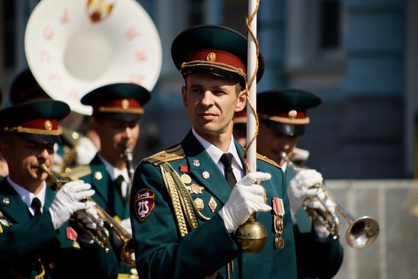 Выступление оркестра штаба Приволжского ордена Жукова округа войск национальной гвардии РФ