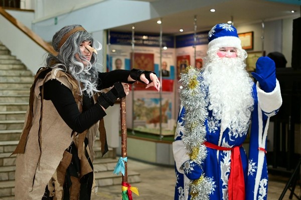 Познавательная программа «Культурный тур Деда Мороза»