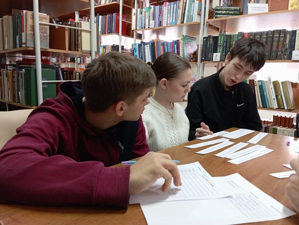 Литературная игра «Есенинские строки»