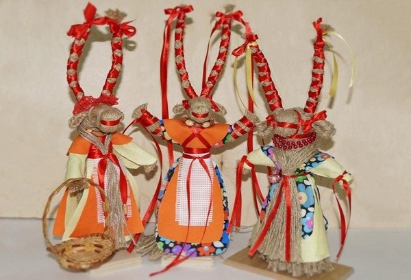 Мастер-класс «Рождественская кукла Коза»