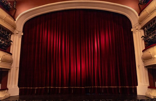 Спектакль «Белоснежка и семь гномов»