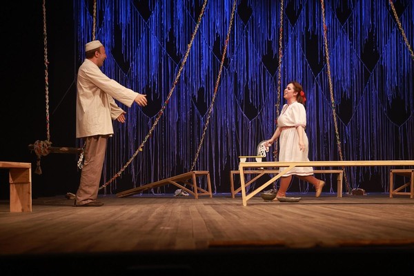 Прямой эфир. «А. Амиров читает Булата Акуджаву»