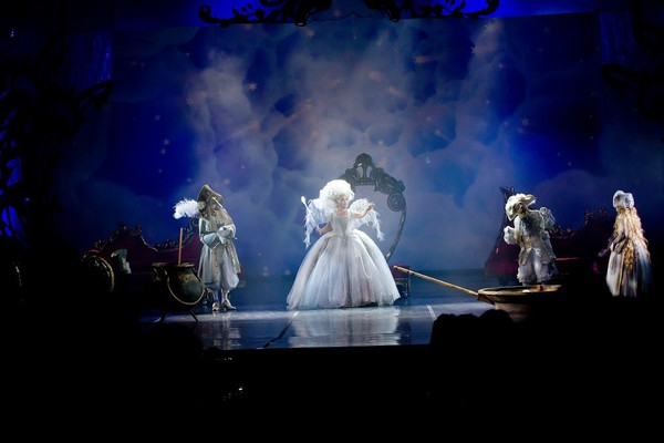 Спектакль «Хрустальный башмачок»