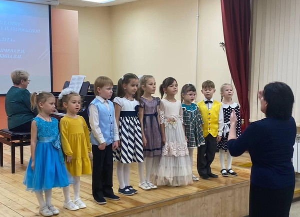 Новогодний концерт хора «Радуга»