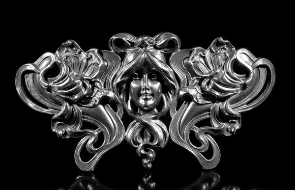 Выставка «Линия модерна. Ювелирное искусство, живопись, графика, фарфор»