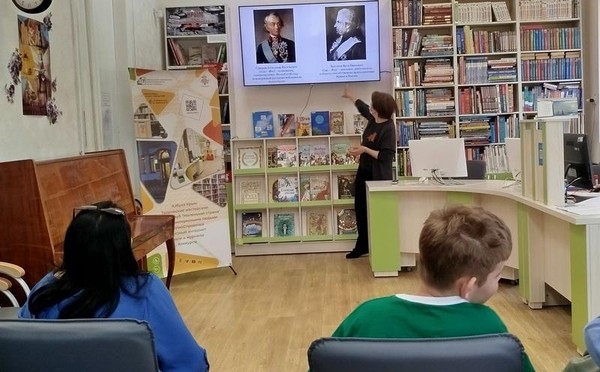 Патриотический час «Не было крепости крепче...»