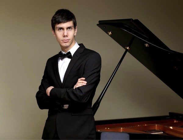 Концерт с участием Константина Хачикяна