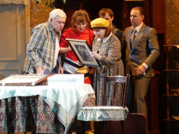 Спектакль «Брачный договор»