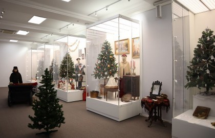 Почему Новый Год празднует народ