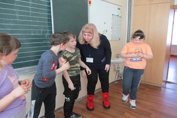 Познавательный час «Уроки безопасности в Интернете»