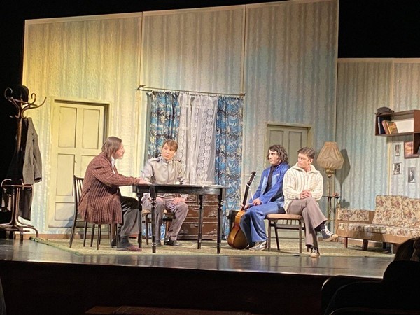 Спектакль «Старший сын»