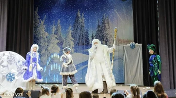 Новогоднее представление «По сказочным тропам на Крылатом коне!»