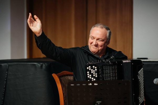 Концерт «Для чего баяну кнопки?»