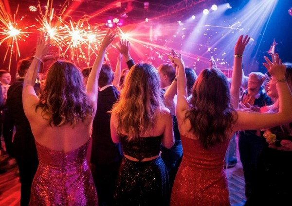 Музыкальные вечера для школьников#Новогодний перезагрузка 5-7 классы