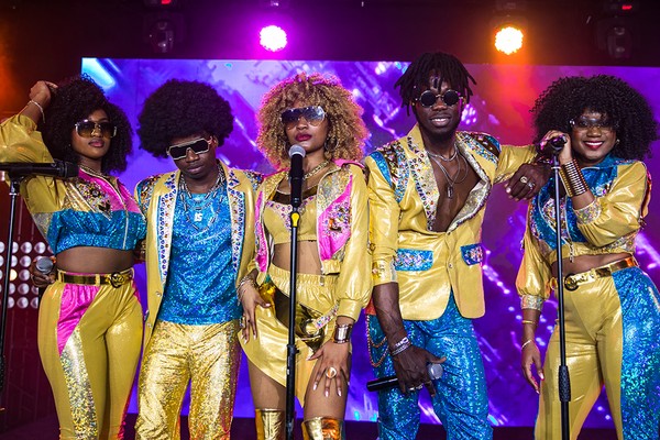 Новогодняя диско вечеринка