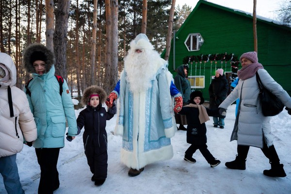 Новогодняя программа «Проказы Бабы-яги»