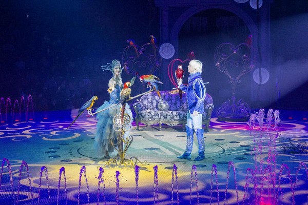 Королевство ледяных фонтанов. Сказка 13 месяцев