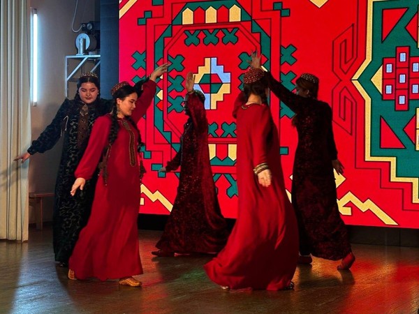 Концерт «Счастья вам люди, вечного!»