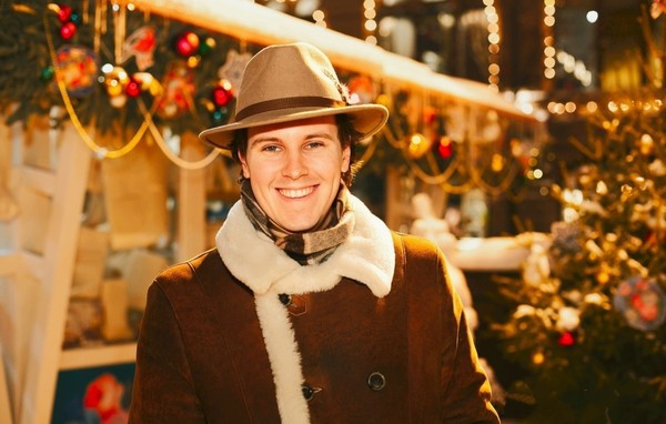 Alex Abra. Sinatra Christmas Show