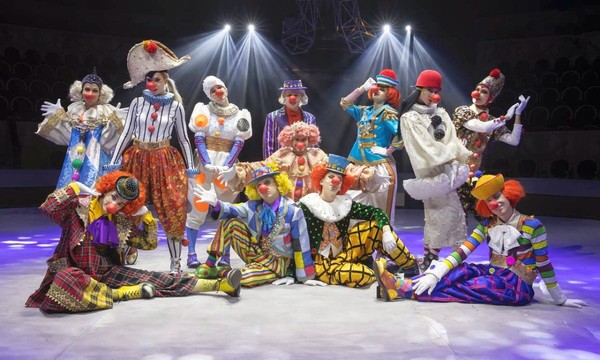 Новогодняя история: Клоун, ёлка, чудеса