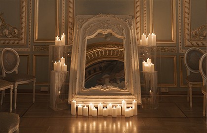 Зеркало при свечах. Ночная прогулка по особняку