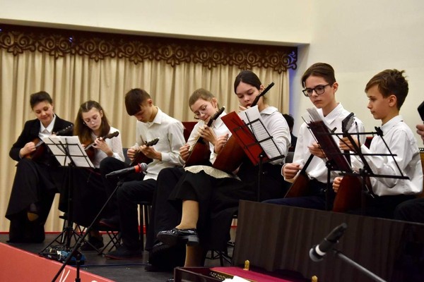 Новогодний концерт-импровизация «Зима рисует кружева»