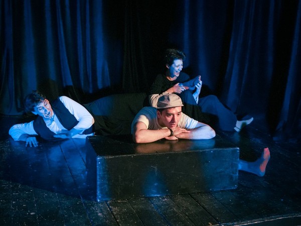 У ковчега ровно в восемь