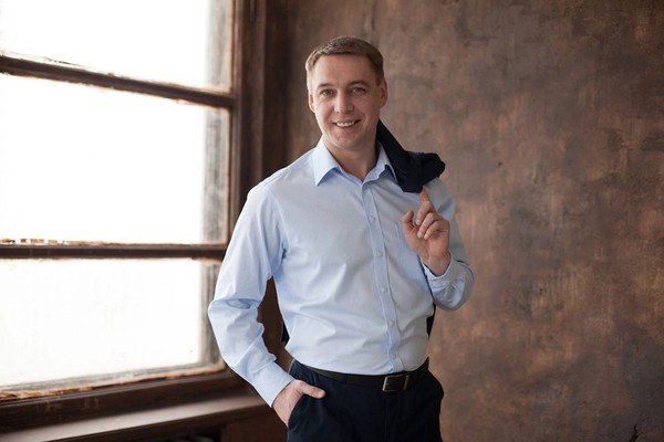 Певец у микрофона. Песни Владимира Высоцкого