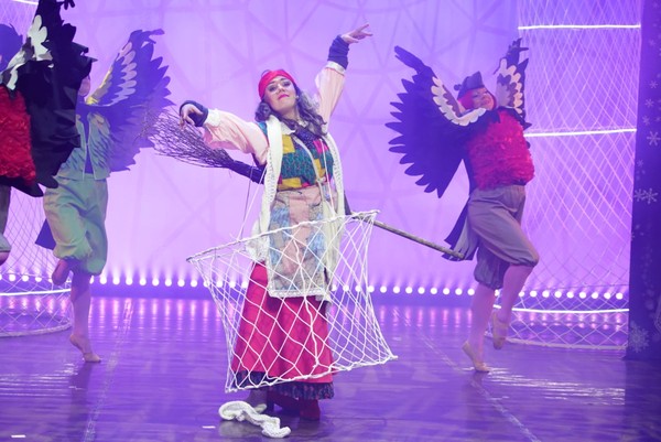 Баба Яга и Новогодний переполох