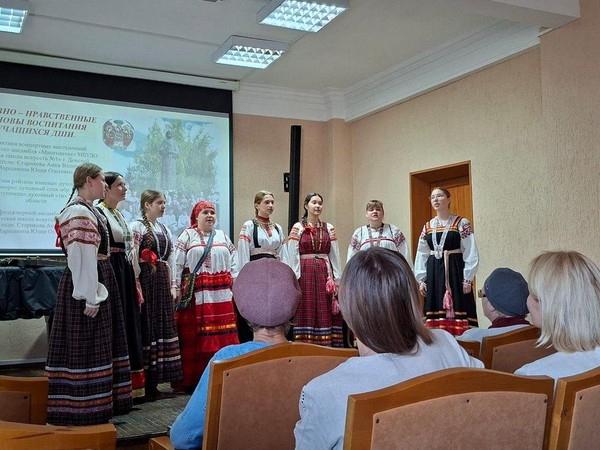 Открытый территориальный конкурс исполнителей народной песни «Снежень»