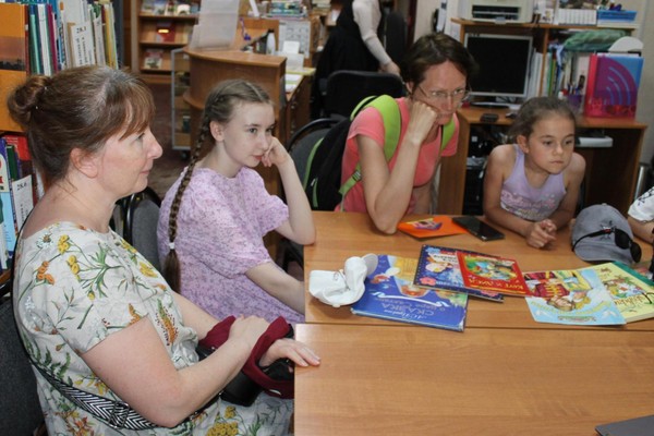 Интерактив «История со снежинкой: путешествие рождественской открытки»