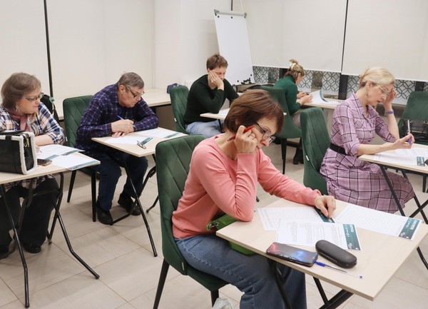 «Строки, опаленные войной»