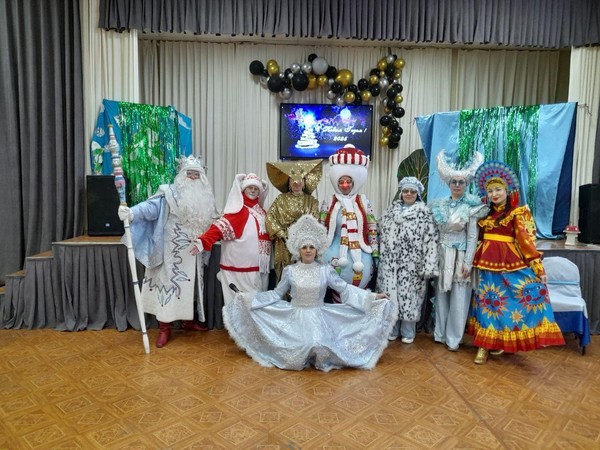 Программа «Новый год у порога»