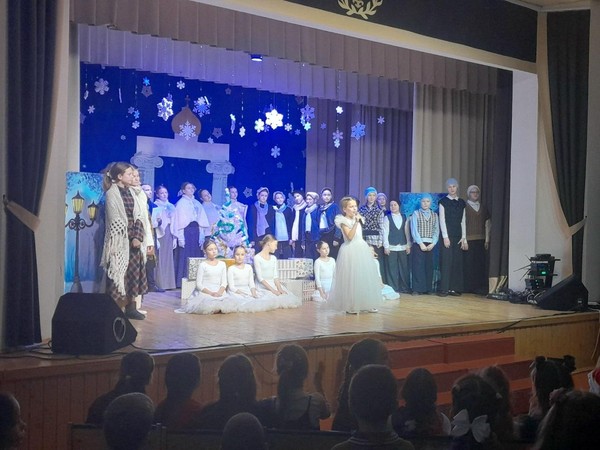 Новогодний спектакль «Рождественская сказка»