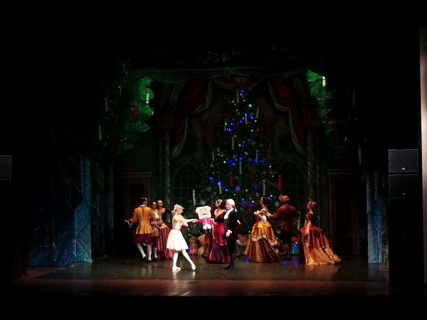 Спектакль балетной студии «Аврора» «Щелкунчик»